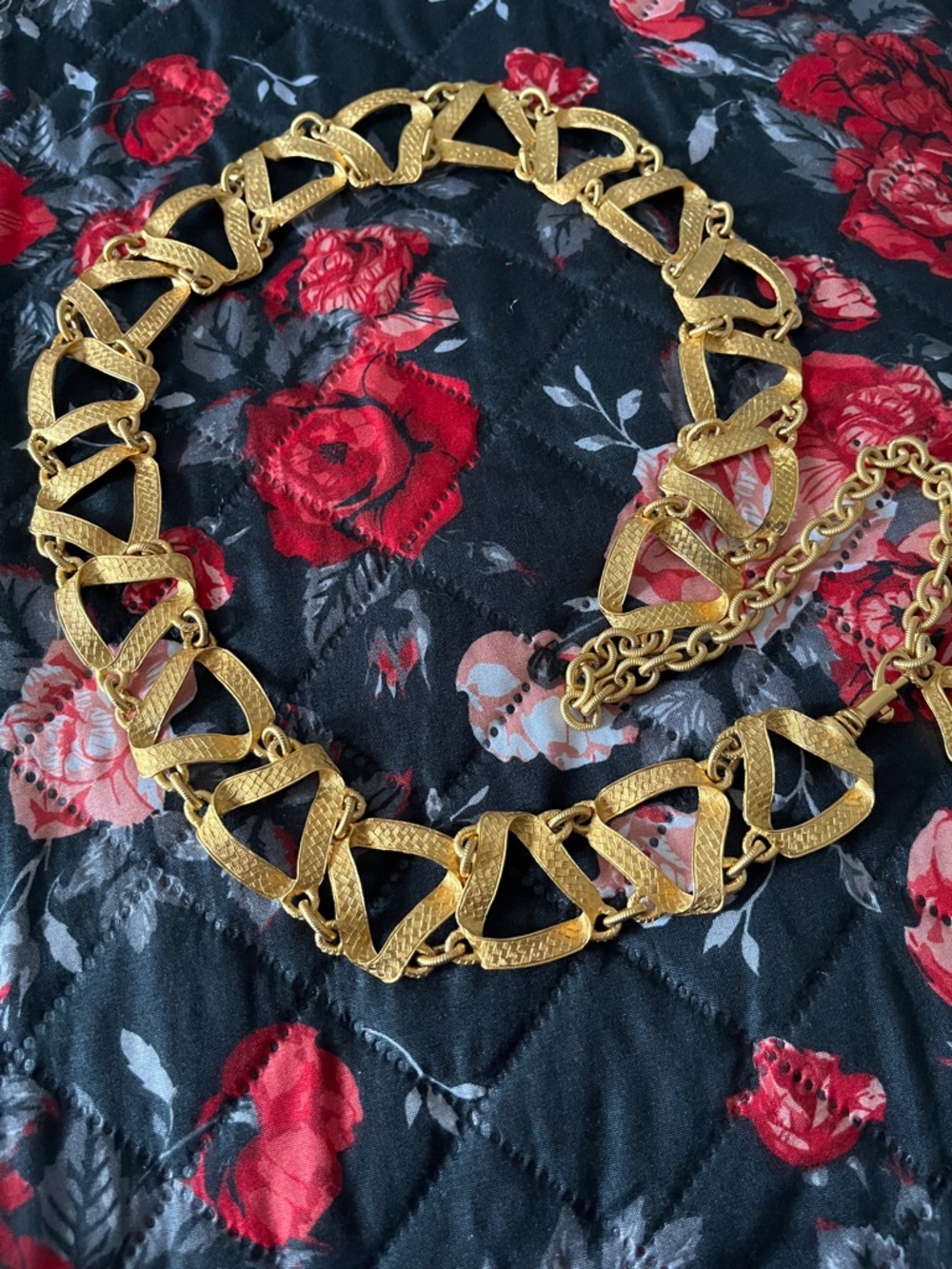 Neiman Marcus Vintage Gold Linked Statement Belt